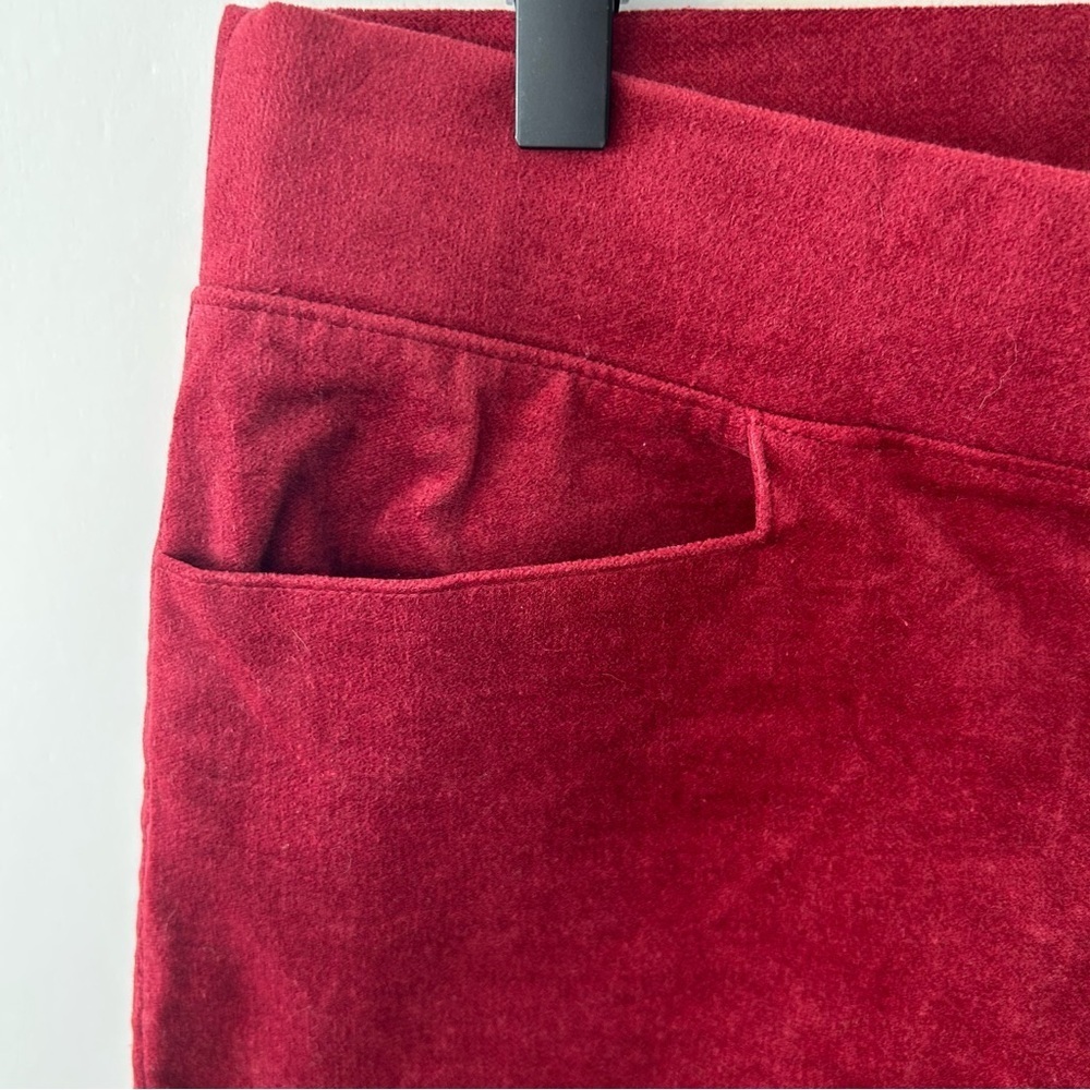 *NWOT* Denim & Co. Women’s Cranberry Soft Stretch Velvet Straight Leg Pant, M - Picture 5 of 10